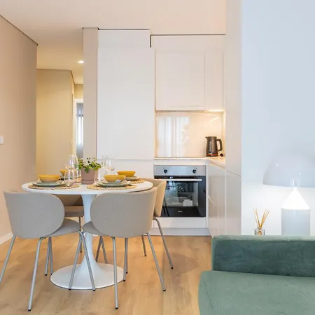 Apartamento T2 Constituicao